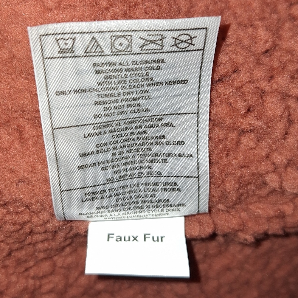 Canada vegan fur terracotta waterproof puffer hoodie jacket medium NWT - Picture 6 of 11